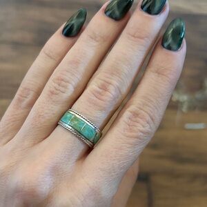 Elegant Green Stone Silver Ring